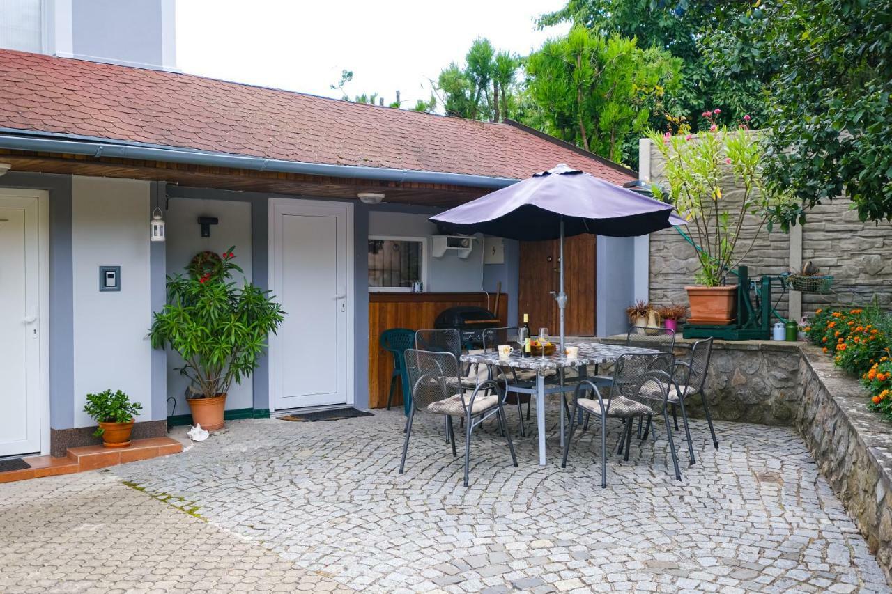 Apartment Livi มิคูลอฟ ภายนอก รูปภาพ